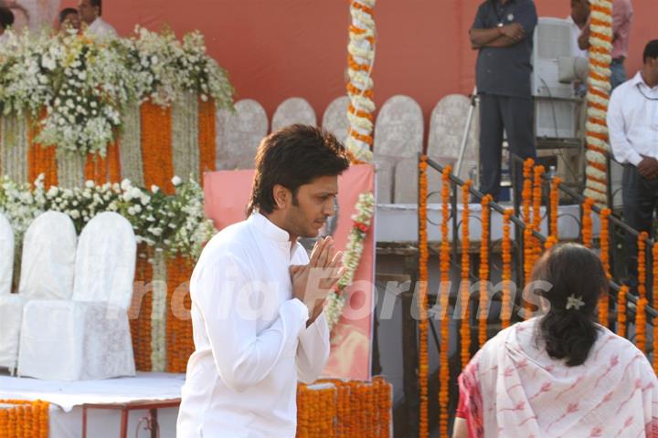 Ritiesh Deshmukh at Funeral of Shiv Sena Supremo Balasaheb Thackeray