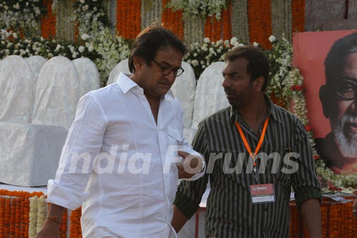 Mahesh Manjrekar at Funeral of Shiv Sena Supremo Balasaheb Thackeray