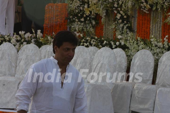 Madhur Bhandarkar at Funeral of Shiv Sena Supremo Balasaheb Thackeray