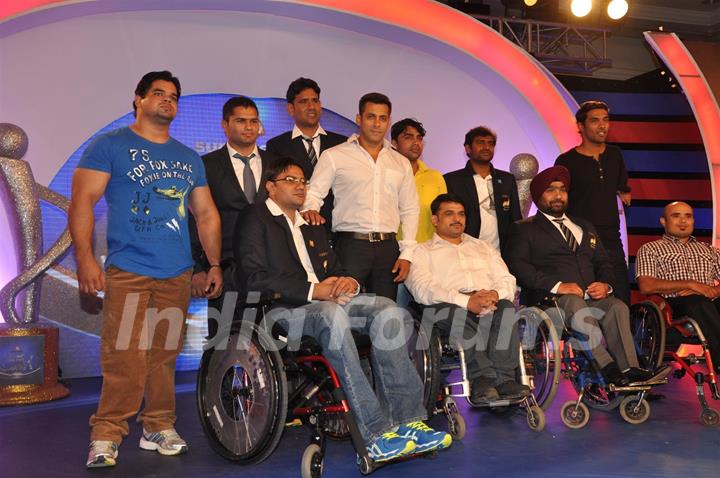 Bollywood celeb attended the 'IBN7 Super Idols Award