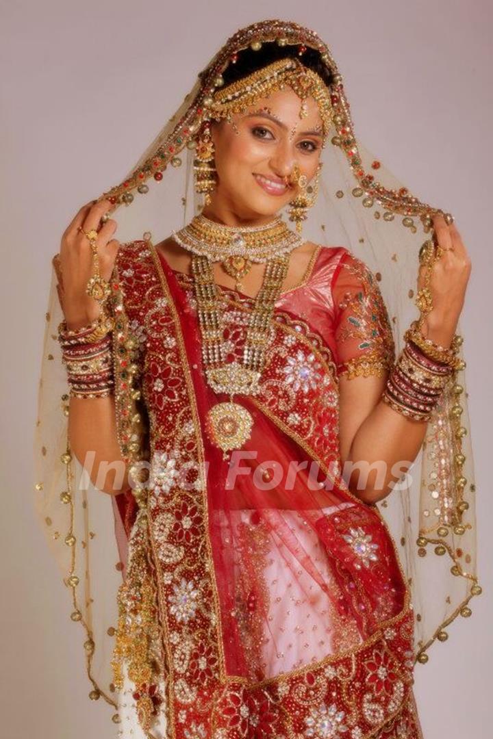 Aleeza Khan in bridal
