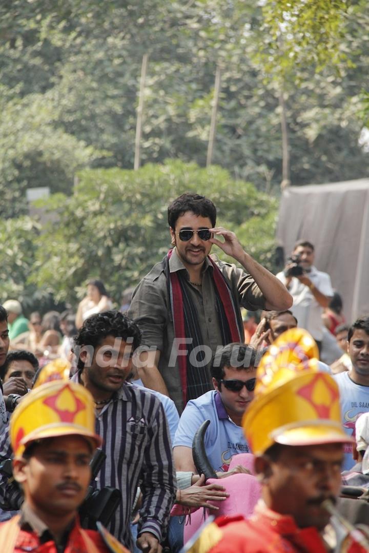 Imran Khan flags off the India’s first RedBull Soapbox Race 2012 in Mumbai