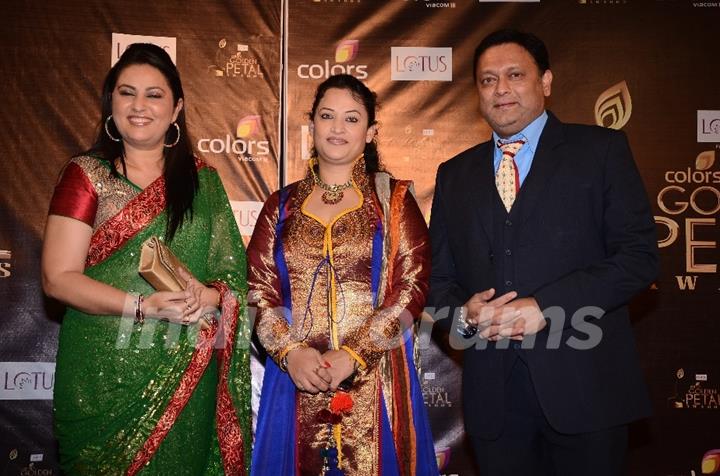 Neelu Kohli, Rinku Karmarkar and Kiran Karmarkar at Colors Golden Petal Awards Red Carpet Moments