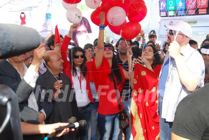 Rakhi Sawant joins to support the cause of HIV/AIDS awreness rally of Dr. Sunita Dube