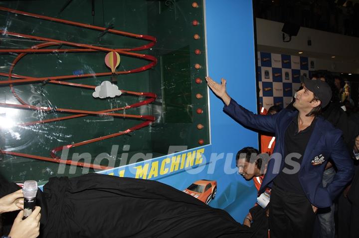 Hrithik Roshan unveils Hotwheels Thrill Machine