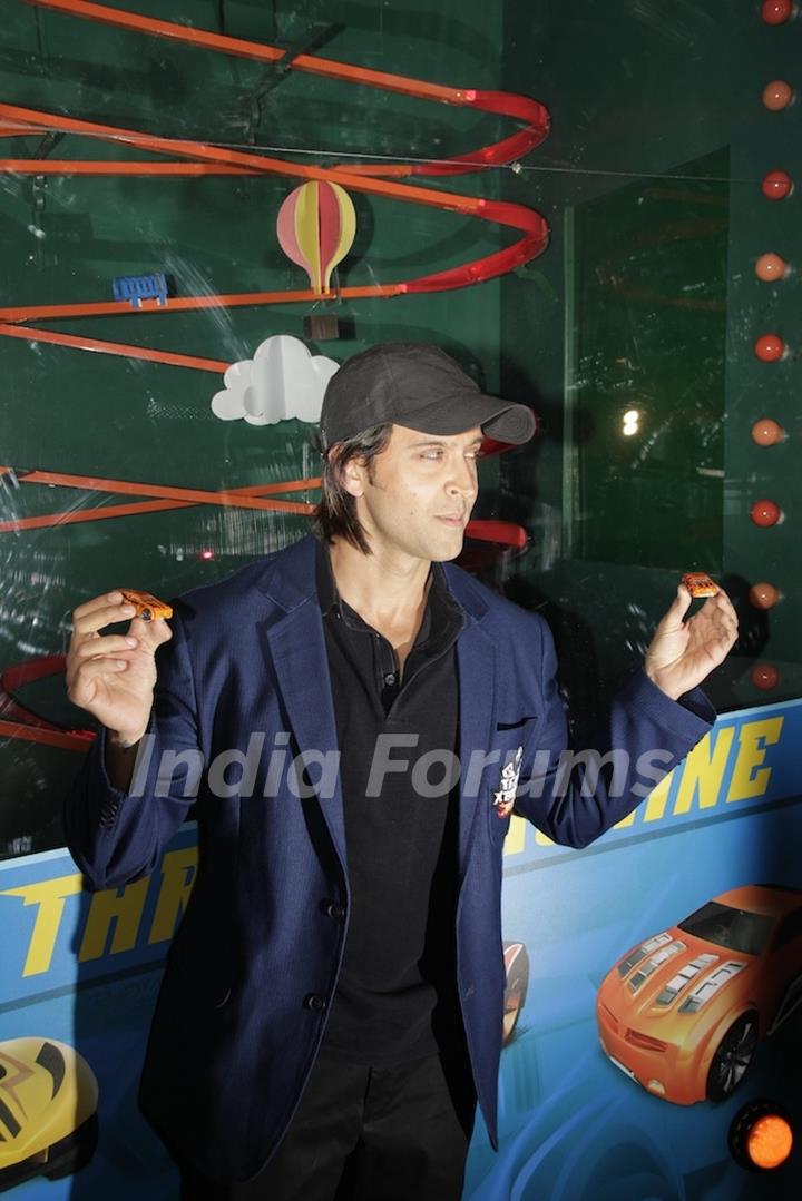 Hrithik Roshan unveils Hotwheels Thrill Machine