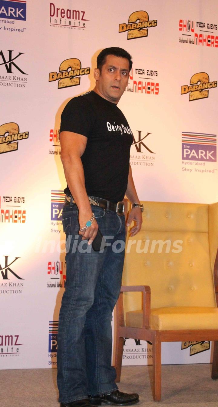 Bollywood actor Salman Khan campaigning charity and Promotion of Dabangg 2 in Hyderabad.