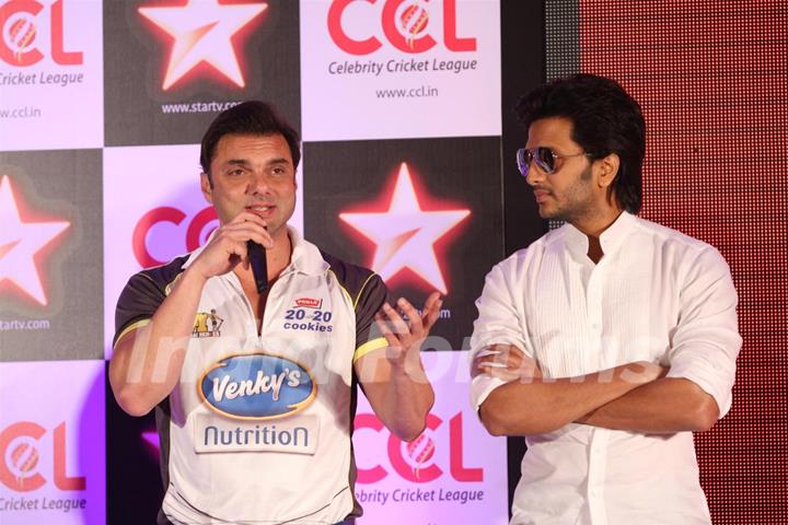 Sohail Khan and Ritiesh Deshmukh at CCL broadcast tie up announcement with Star Network