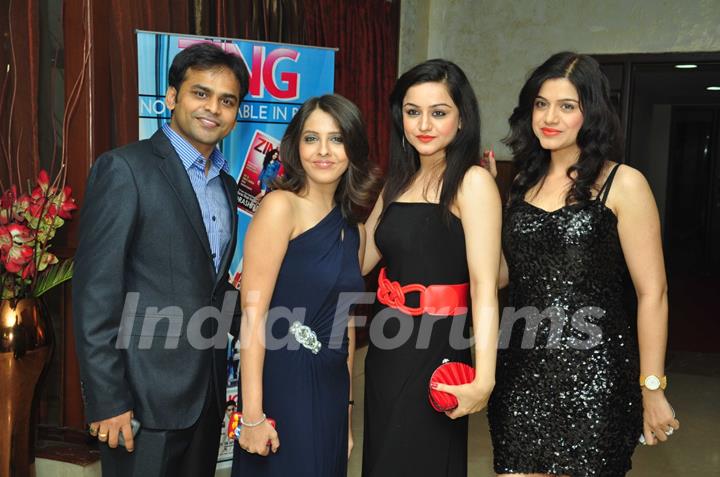 Mihani sisters with Vijay and Dolly Bhatter at the celebration of India Forums 9th Anniversary