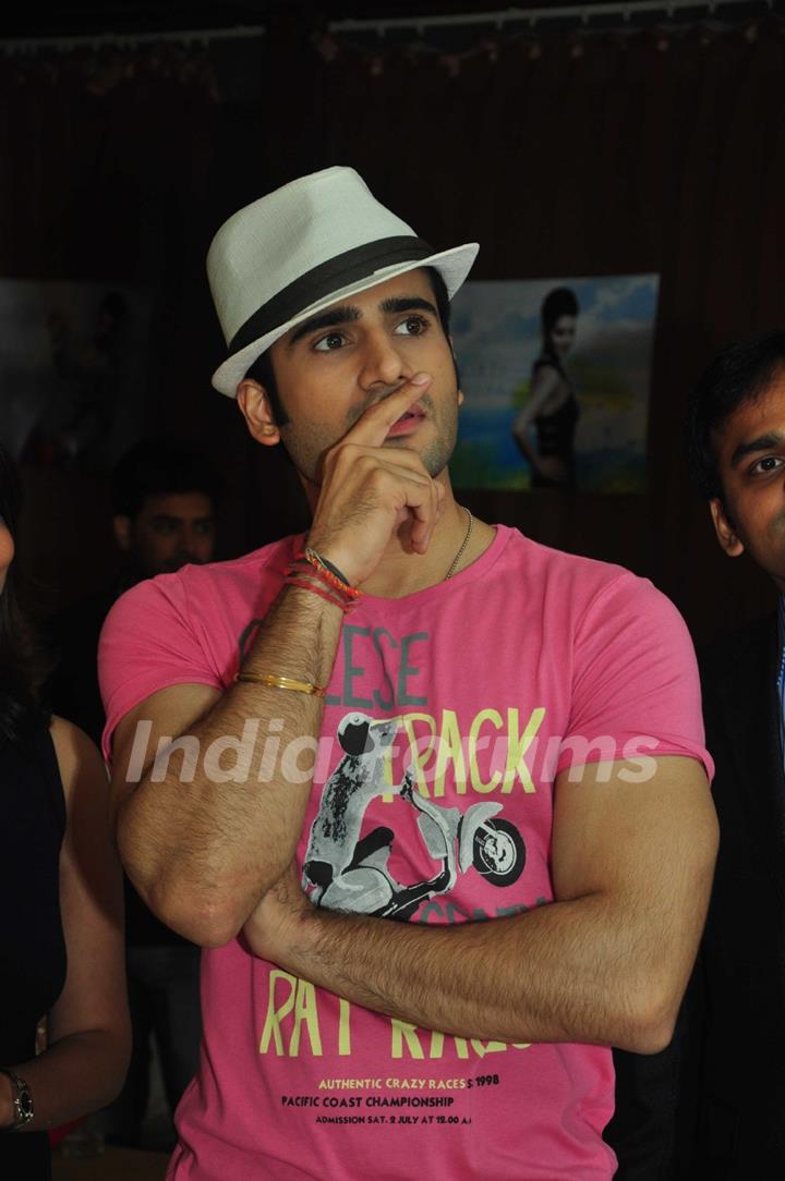 Karan Tacker at the celebration of India Forums 9th Anniversary & Calendar 2013 Launch