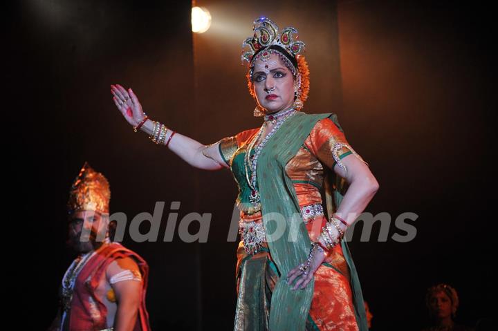 Hema Malini performs during a tribute to her mother Jaya Chakravarthy