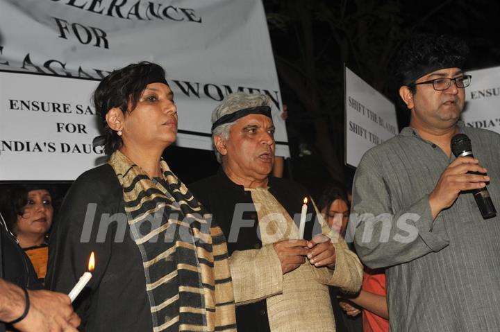 Silent Candle March for the sad demise of Delhi gang rape