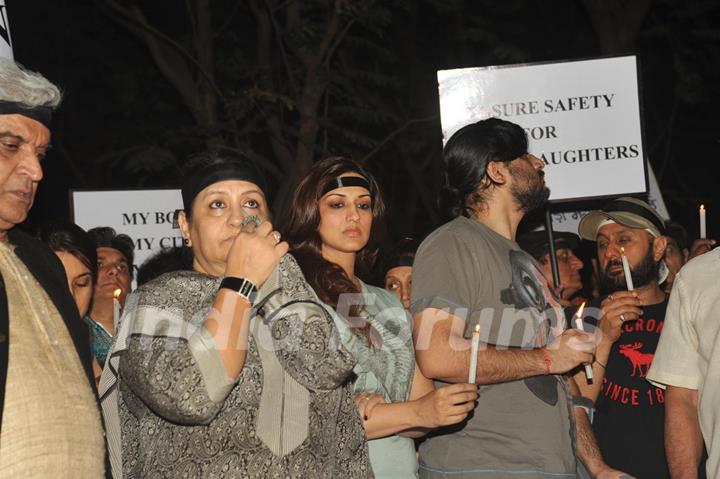 Silent Candle March for the sad demise of Delhi gang rape