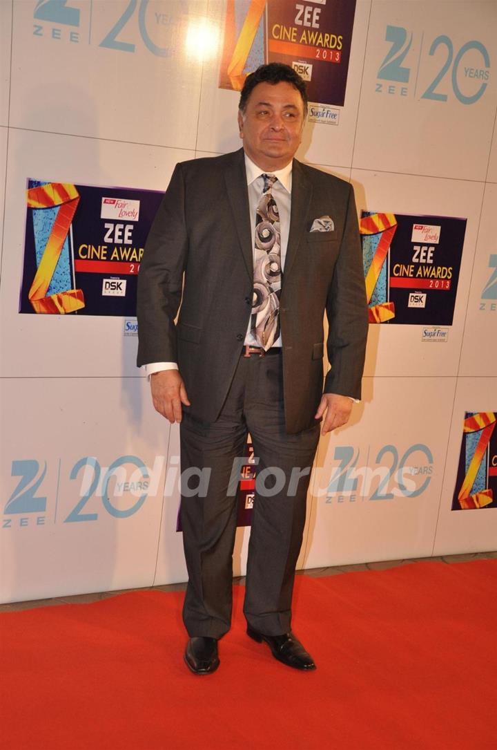 Rishi Kapoor at Zee Cine Awards 2013