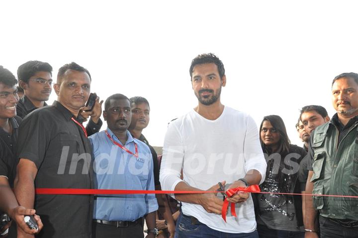 John Abraham Ambassdor, during the launch of Standard Chartered Mumbai Marathon 2013