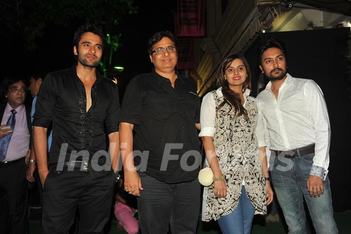 Launch of Suniel & Mana Shetty’s ‘Discovery & R House’ furniture showroom