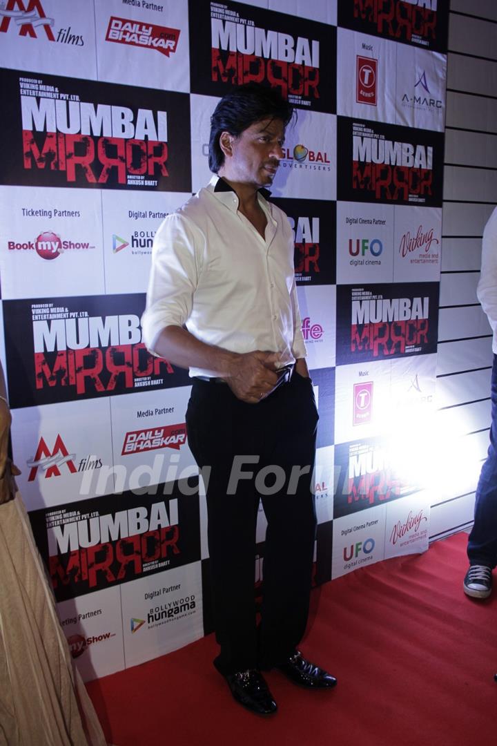 Bollywood actor Shah Rukh Khan at film Mumbai Mirror premiere in PVR Cinemas, Juhu, Mumbai.
