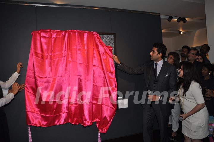 Abhishek Bachchan inaugurated Radhika Goenka's art exhibition