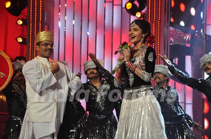 Actors performing at 58th Filmfare Awards