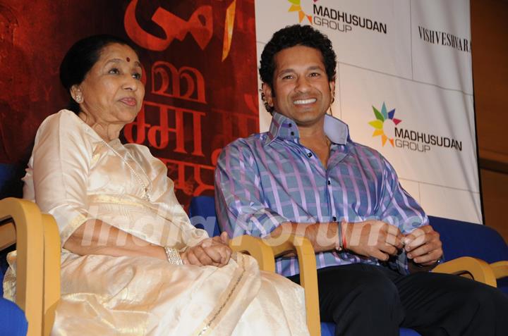 Sachin Tendulkar and Asha Bhosle at Mai Music Launch