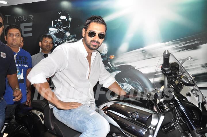 Yamaha Brand Ambassador John Abraham inaugurates Mumbai International Motor Show 2013 at BKC in Mumbai