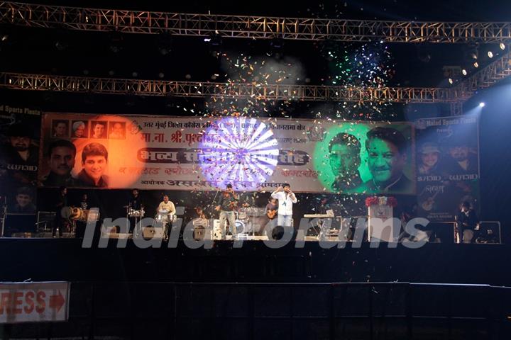 Music Duo Sajid Wajid performing at the Malad Sports Festival Closing Ceremony in Mumbai