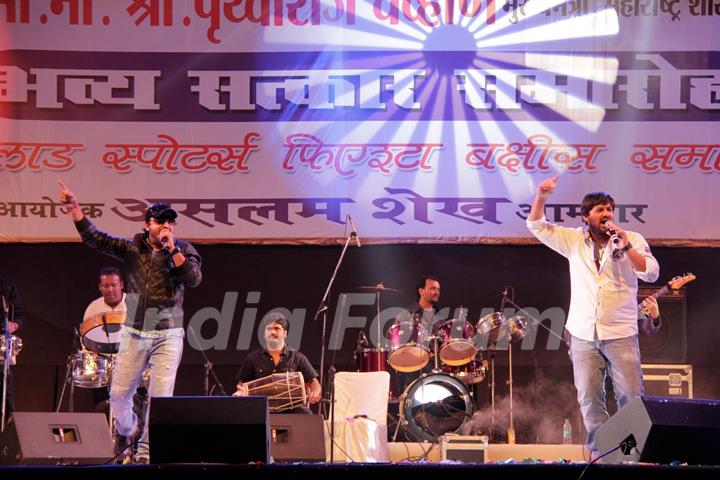 Music Duo Sajid Wajid performing at the Malad Sports Festival Closing Ceremony in Mumbai