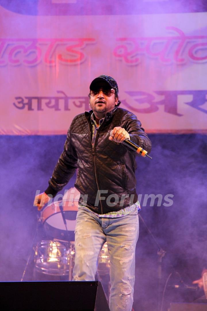 Music Duo Sajid Wajid performing at the Malad Sports Festival Closing Ceremony in Mumbai