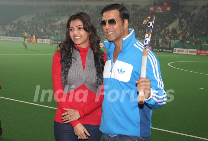 New Delhi, 29 Jan 2013 - Akshay Kumar at the match between Delhi Waveriders and Jaypee Panjab warriors at Hero Hockey India League in New Delhi. (Photo: IANS/Amlan)