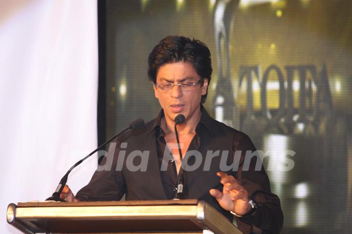 Shahrukh Khan at TOIFA launch