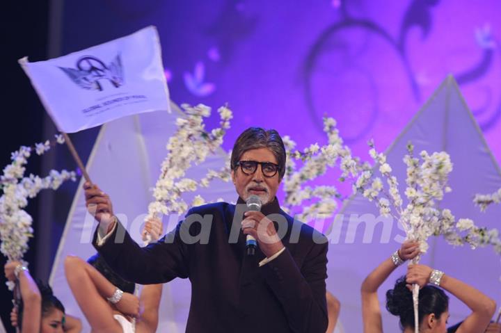 Amitabh Bachchan performs at the Global Sounds Of Peace Concert