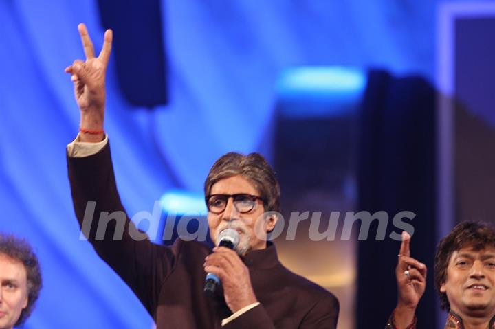 Amitabh Bachchan performs at the Global Sounds Of Peace Concert