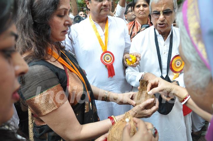 Hema Malini & Govinda at the inauguration of Jagannath Yatra celebrations