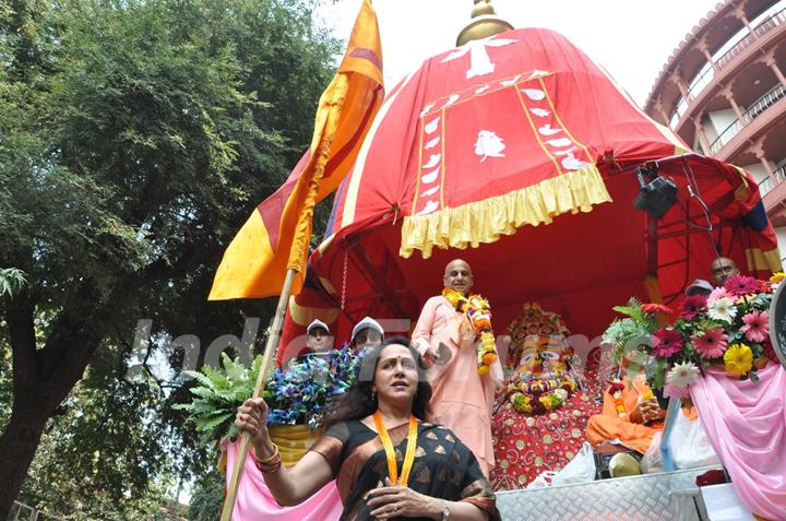 Hema Malini & Govinda at the inauguration of Jagannath Yatra celebrations