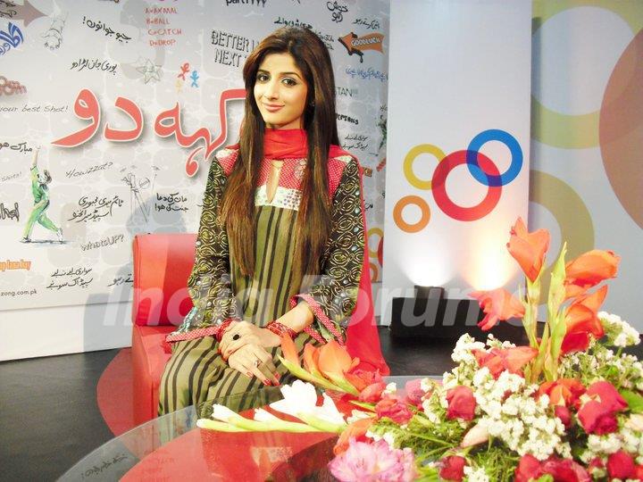 Mawra Hussain Behind the scene on a show