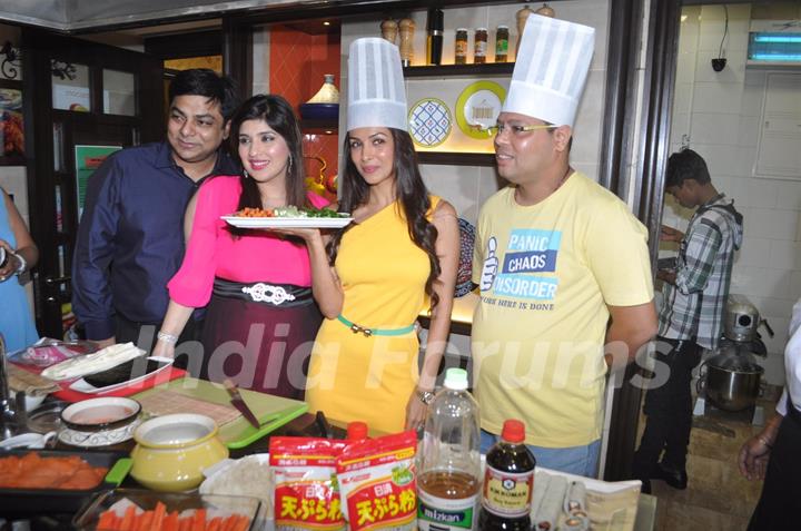 Shafe Rakhee vaswani launch Palate Culinary Studio with Malika Arora Khan