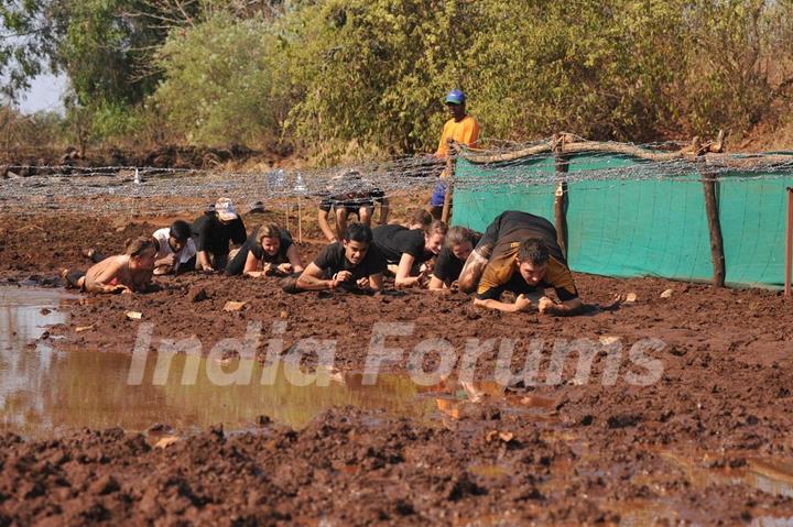 India’s First Time organizes ‘Mud Rush’ in Kolad