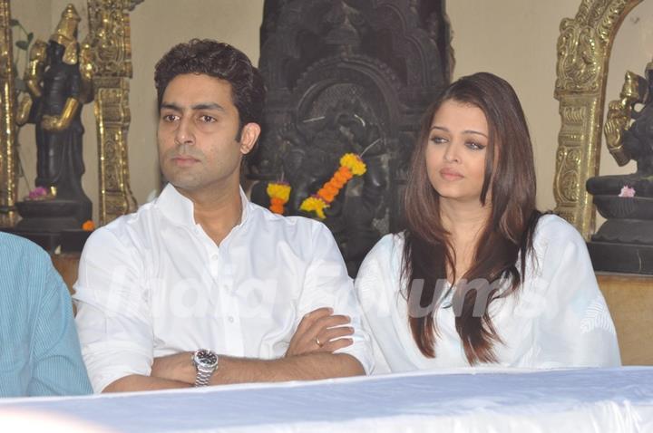 Abhishek Bachchan and Aishwariya Rai Bachchan To Announce Plans Of Ngo