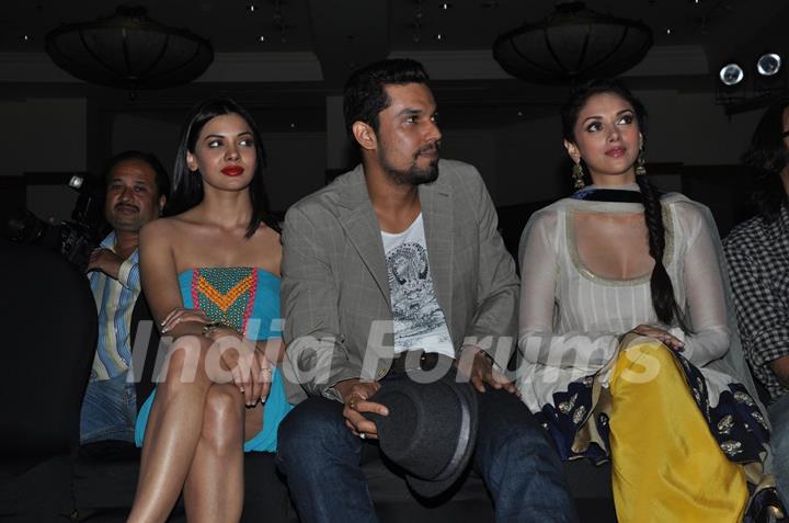 Music success bash of Film Murder 3