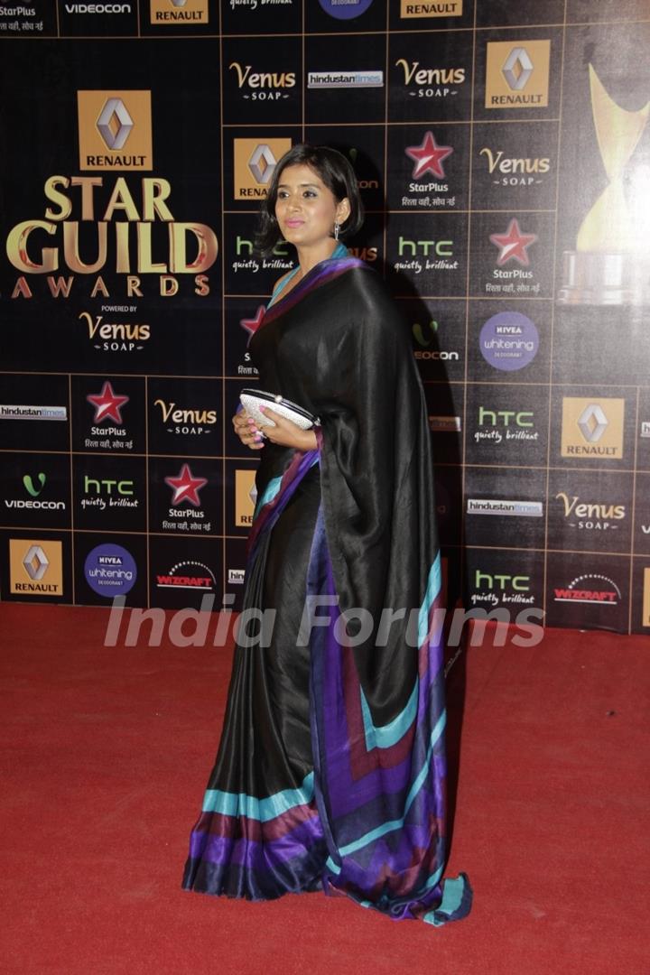 Sonali Kulkarni at Renault Star Guild Awards 2013