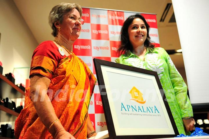 Annabel Mehta, Board member of NGO Apnalaya with her daughter Anjali Tendulkar during the 40th anniversary celebration of NGO Apnalaya in Mumbai.