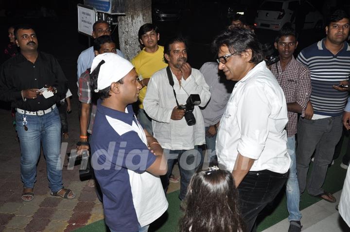 Sonu Nigam's mother's prayer meet