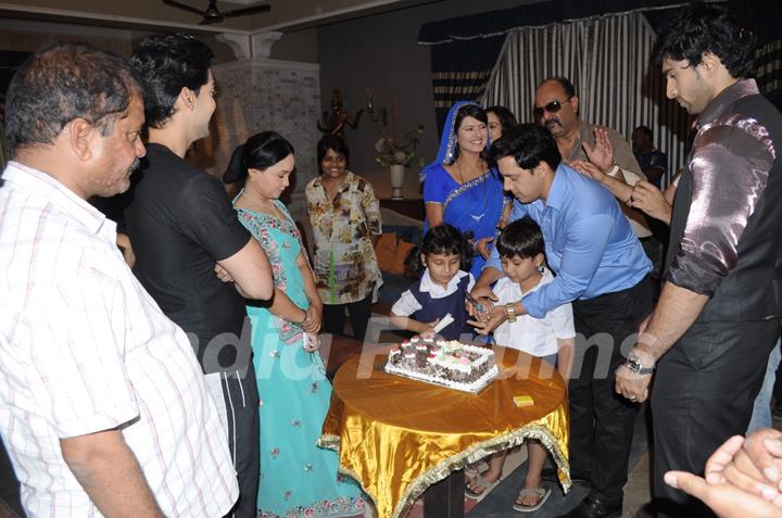 Punar Vivah team celebrates birthday of Rakesh Kukreti