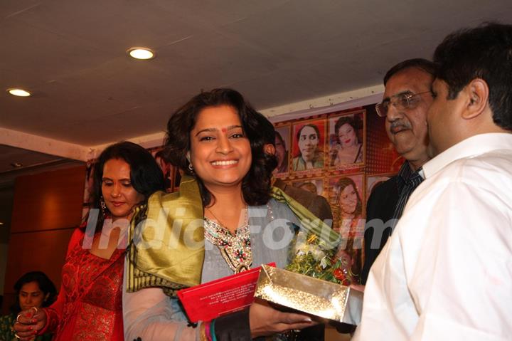 Hira Manek Woman Achievers Awards
