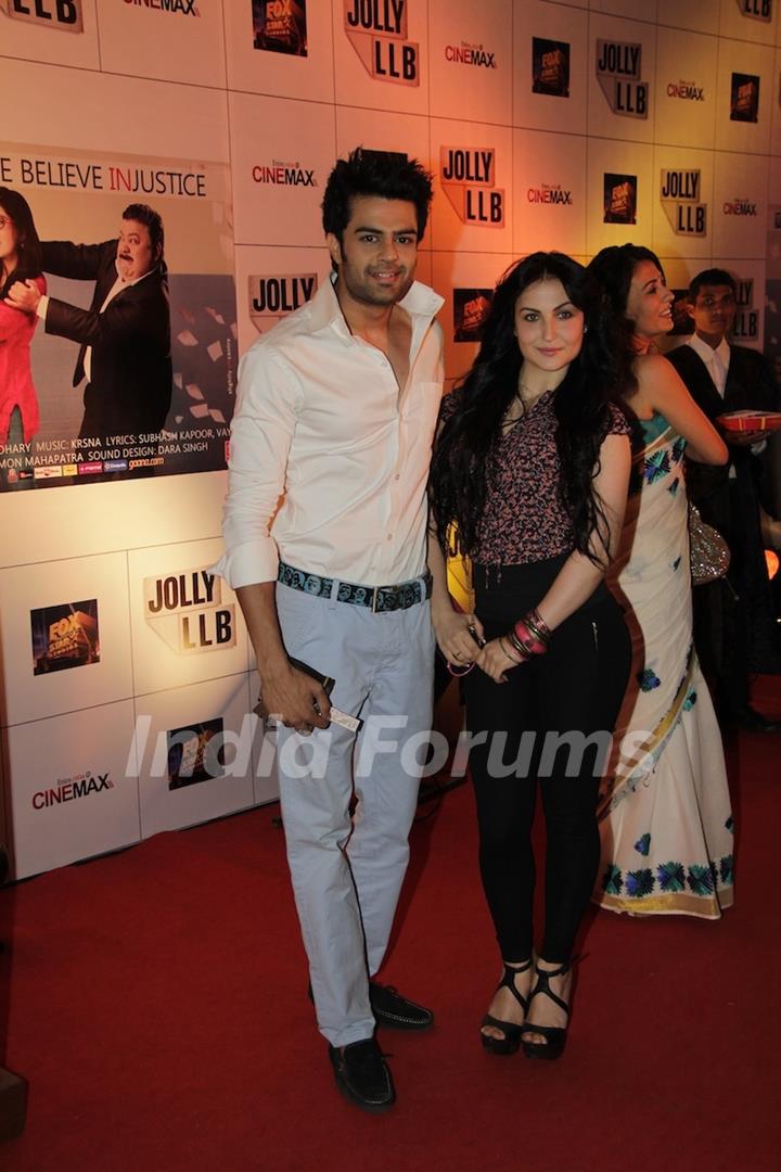 Manish Paul at Premiere of movie Jolly LLB