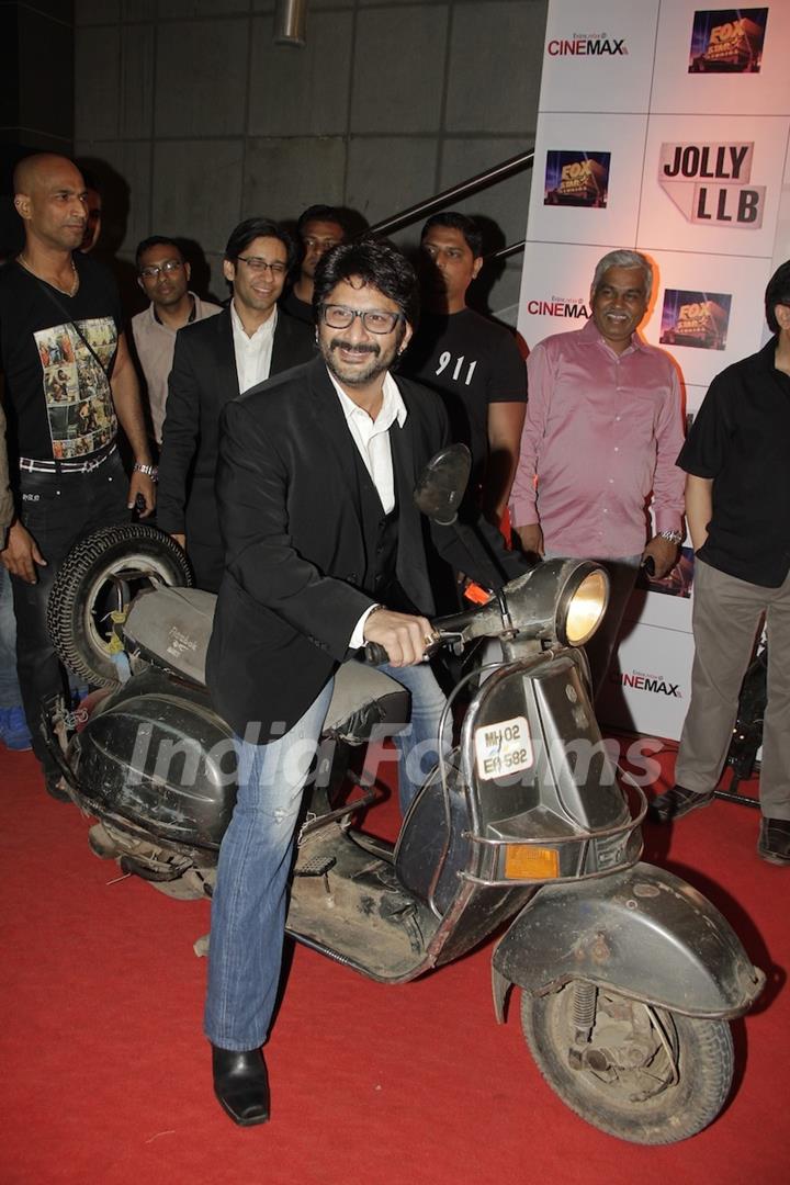 Arshad Warsi at Premiere of movie Jolly LLB