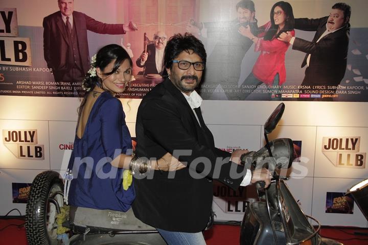 Arshad Warsi and Maria Goretti at Premiere of movie Jolly LLB