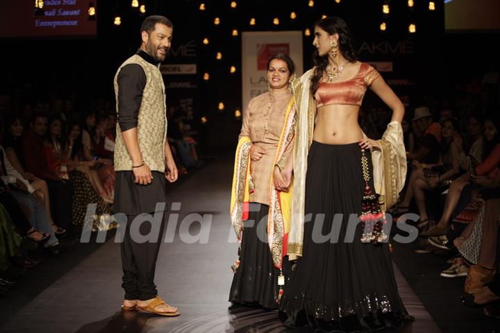 Celebs walk the ramp for Swades Foundation show by Vikram Phadnis at LFW