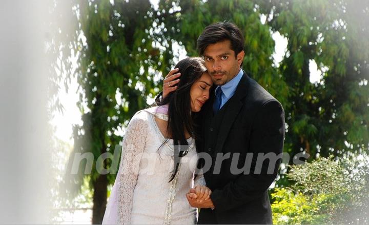 Karan Singh Grover & Surbhi Jyoti