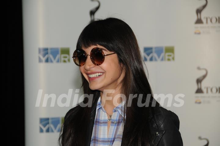 Anushka Sharma arrive in Vancouver for TOIFA